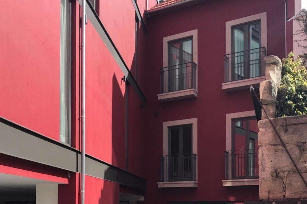 Exe Almada Oporto